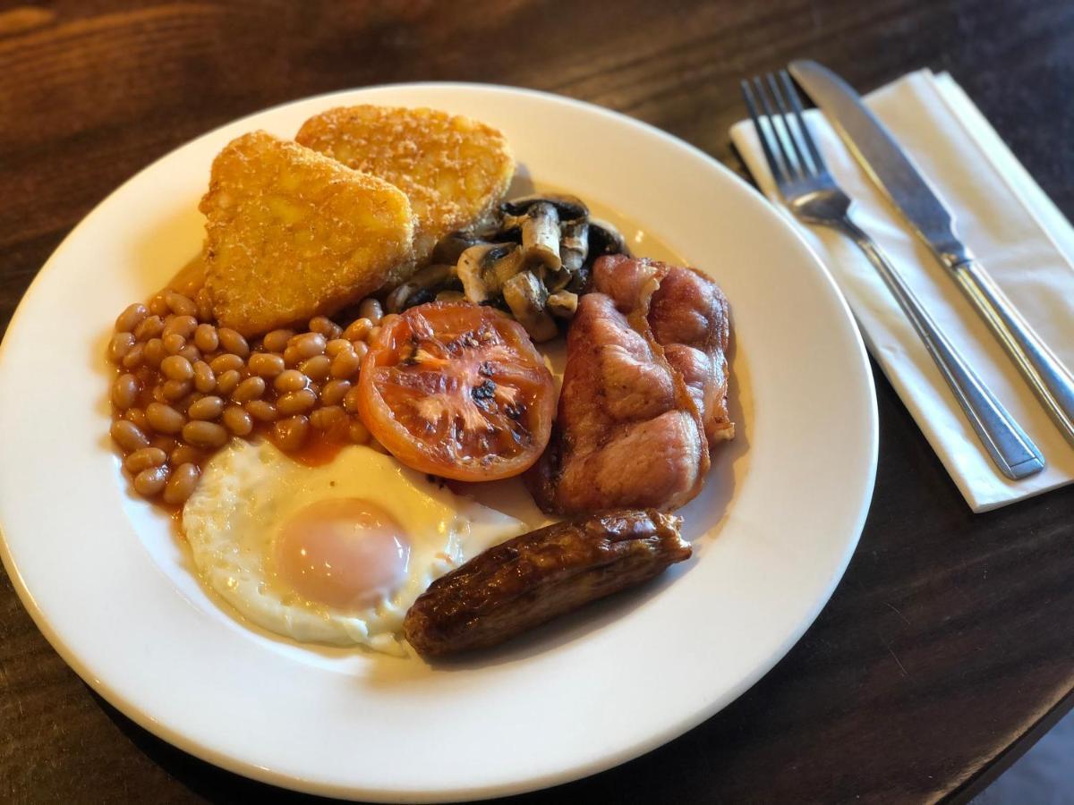 Castle Inn By Greene King Inns Bakewell Ngoại thất bức ảnh